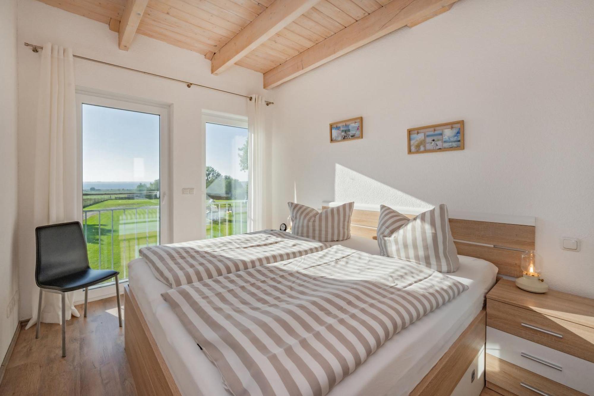 Reusenhof Am Haff Apartment Usedom Town Exterior photo